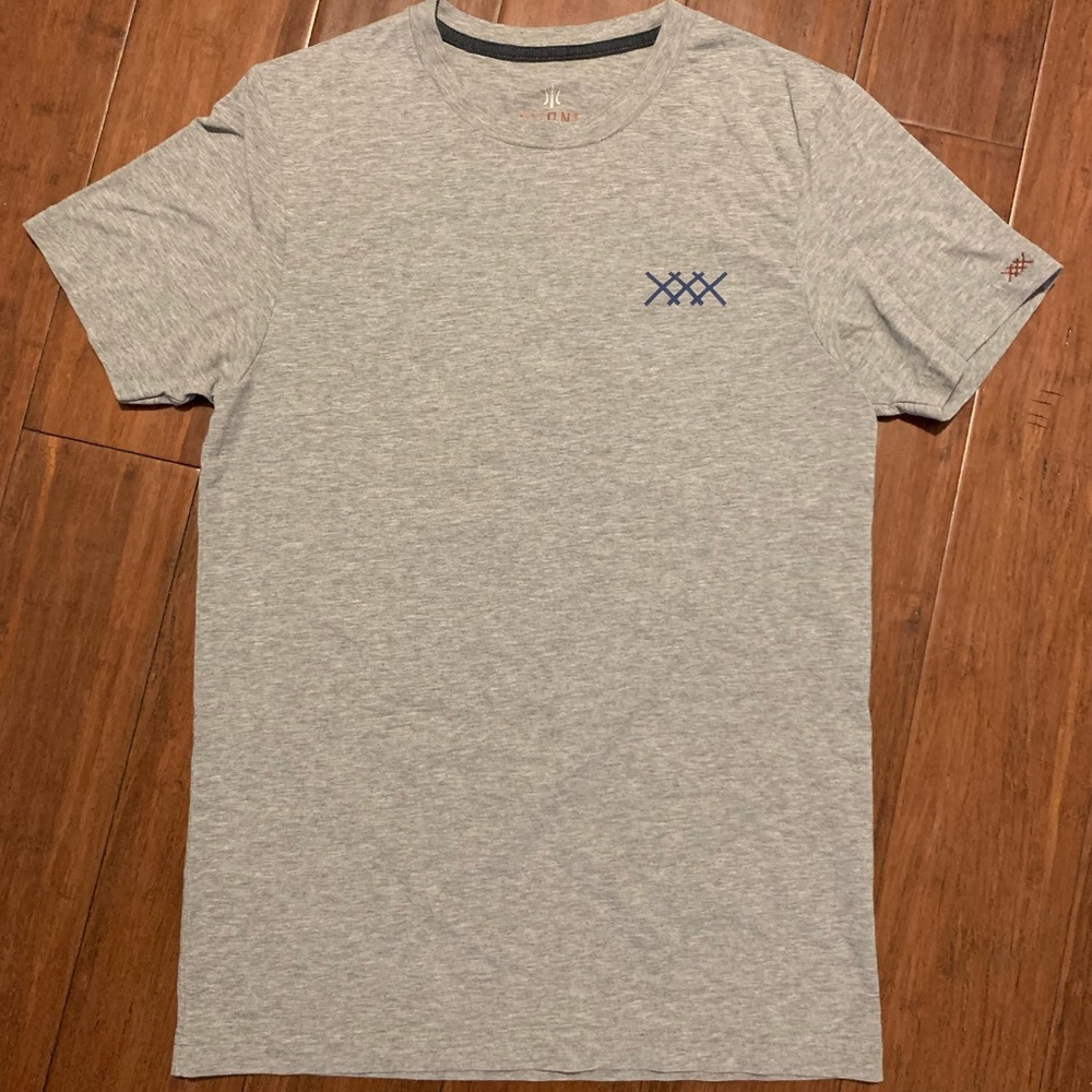 Rhone graphic tee shirt size Medium